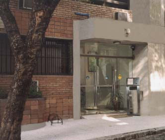 Entrada de Consultorios Barrio Martin